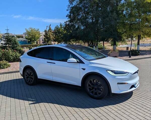 Белый Тесла Модель Х, объемом двигателя 0 л и пробегом 25 тыс. км за 47900 $, фото 1 на Automoto.ua