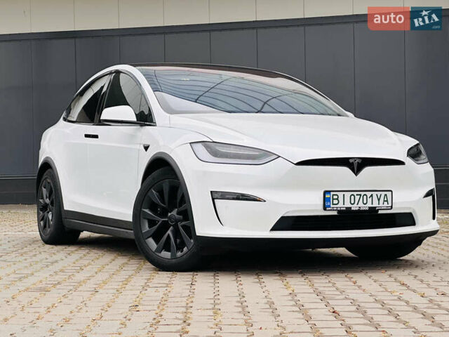Белый Тесла Модель Х, объемом двигателя 0 л и пробегом 34 тыс. км за 69000 $, фото 1 на Automoto.ua
