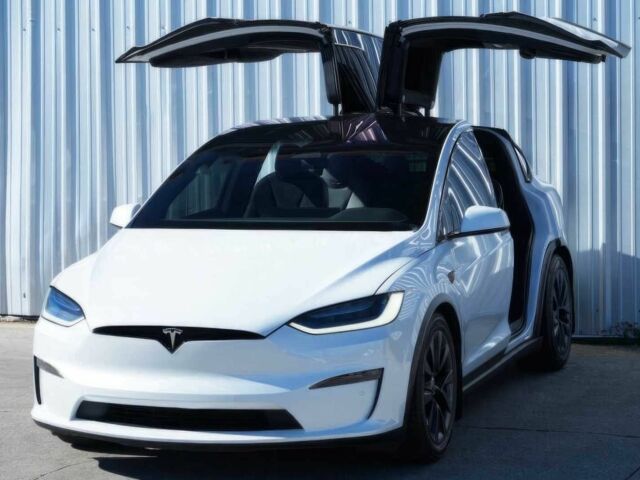 Тесла Модель Х 2022 у Дніпро (Дніпропетровську) на Automoto.ua Білий Тесла Модель Х, об'ємом двигуна 0 л та пробігом 28 тис. км за 10200 $, фото 1 на Automoto.ua