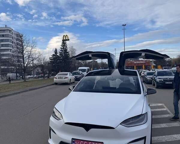 Белый Тесла Модель Х, объемом двигателя 0 л и пробегом 35 тыс. км за 52500 $, фото 1 на Automoto.ua