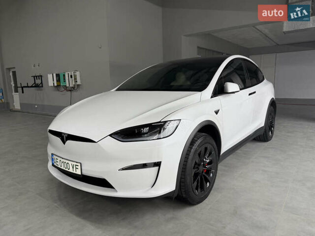 Білий Тесла Модель Х, об'ємом двигуна 0 л та пробігом 25 тис. км за 57000 $, фото 1 на Automoto.ua