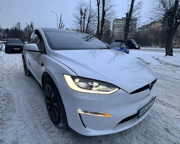 Белый Тесла Модель Х, объемом двигателя 0 л и пробегом 17 тыс. км за 49999 $, фото 1 на Automoto.ua