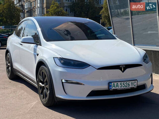 Білий Тесла Модель Х, об'ємом двигуна 0 л та пробігом 45 тис. км за 51900 $, фото 1 на Automoto.ua