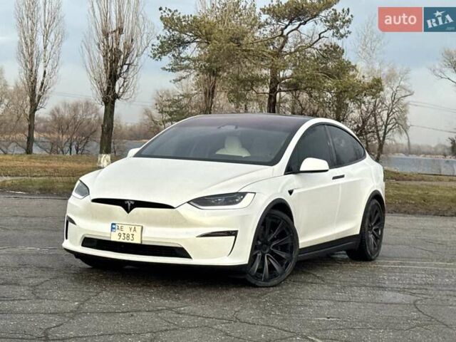 Білий Тесла Модель Х, об'ємом двигуна 0 л та пробігом 27 тис. км за 49897 $, фото 1 на Automoto.ua
