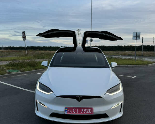 Білий Тесла Модель Х, об'ємом двигуна 0 л та пробігом 87 тис. км за 55000 $, фото 1 на Automoto.ua
