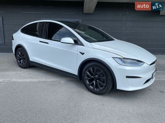 Белый Тесла Модель Х, объемом двигателя 0 л и пробегом 3 тыс. км за 45999 $, фото 1 на Automoto.ua