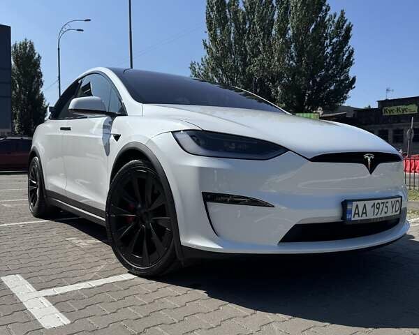 Белый Тесла Модель Х, объемом двигателя 0 л и пробегом 8 тыс. км за 71950 $, фото 1 на Automoto.ua