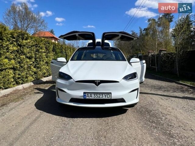 Белый Тесла Модель Х, объемом двигателя 0 л и пробегом 8 тыс. км за 47900 $, фото 1 на Automoto.ua