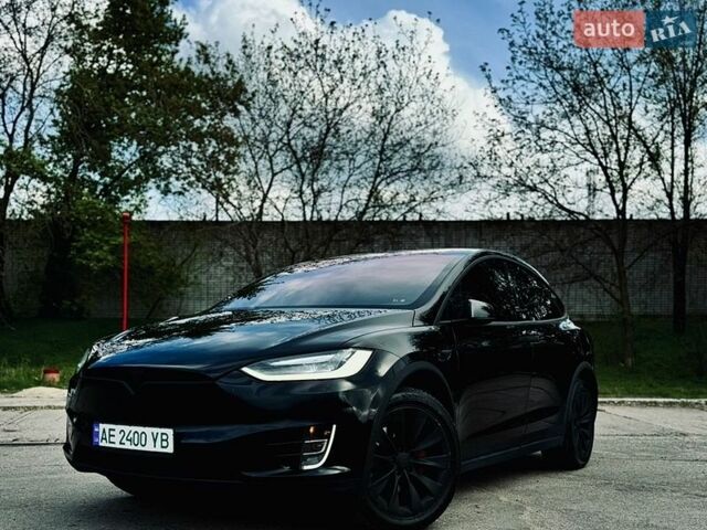Черный Тесла Модель Х, объемом двигателя 0 л и пробегом 195 тыс. км за 17799 $, фото 1 на Automoto.ua