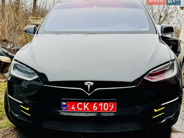 Черный Тесла Модель Х, объемом двигателя 0 л и пробегом 95 тыс. км за 16500 $, фото 1 на Automoto.ua