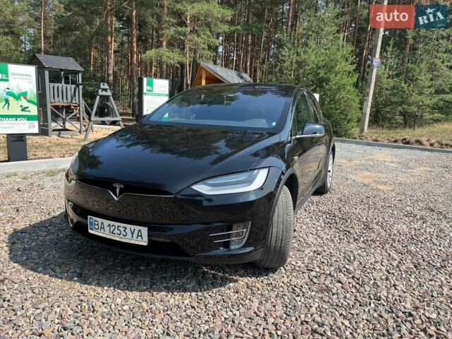 Черный Тесла Модель Х, объемом двигателя 0 л и пробегом 169 тыс. км за 22000 $, фото 1 на Automoto.ua