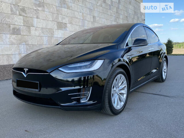 Чорний Тесла Модель Х, об'ємом двигуна 0 л та пробігом 90 тис. км за 34300 $, фото 1 на Automoto.ua