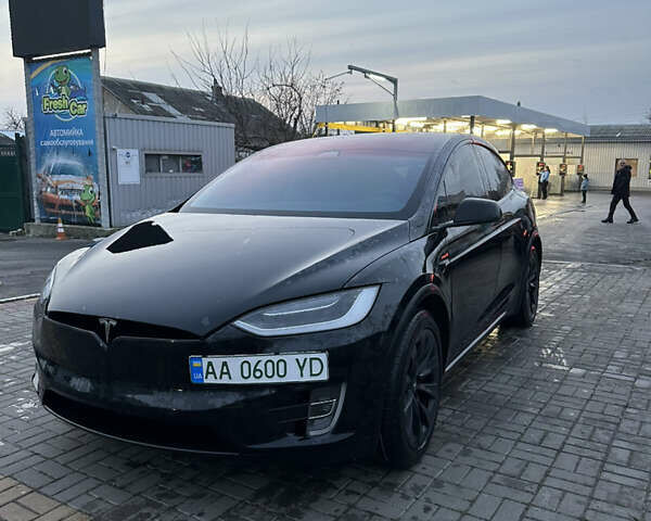 Чорний Тесла Модель Х, об'ємом двигуна 0 л та пробігом 112 тис. км за 27000 $, фото 1 на Automoto.ua
