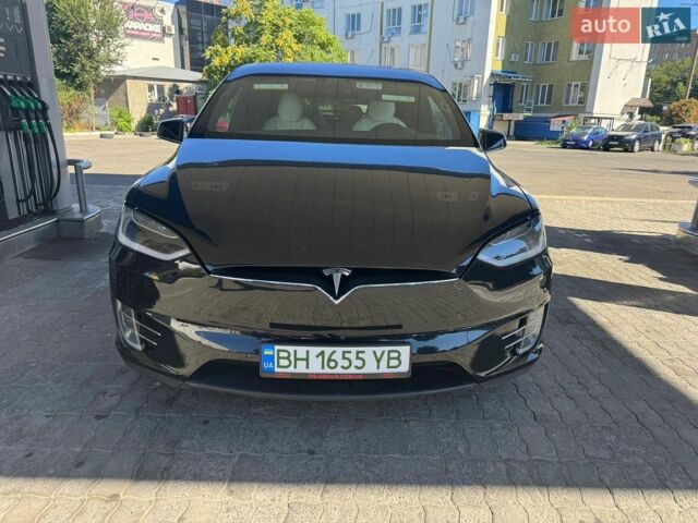 Черный Тесла Модель Х, объемом двигателя 0 л и пробегом 259 тыс. км за 21900 $, фото 1 на Automoto.ua