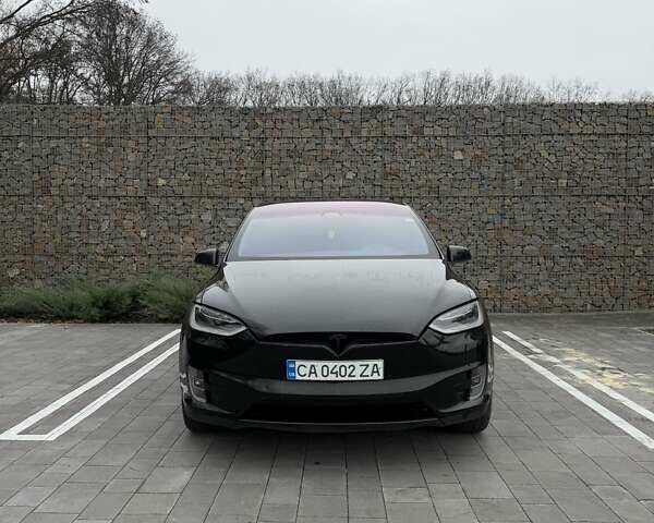 Черный Тесла Модель Х, объемом двигателя 0 л и пробегом 144 тыс. км за 22000 $, фото 1 на Automoto.ua