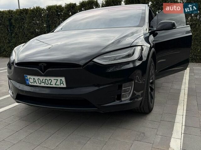 Черный Тесла Модель Х, объемом двигателя 0 л и пробегом 144 тыс. км за 22000 $, фото 1 на Automoto.ua