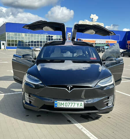Черный Тесла Модель Х, объемом двигателя 0 л и пробегом 300 тыс. км за 29999 $, фото 1 на Automoto.ua