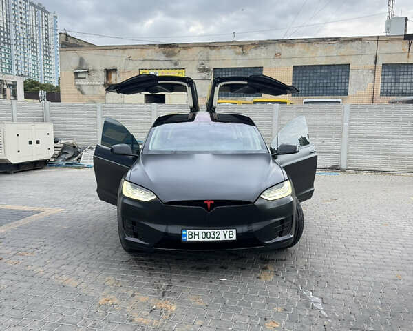 Чорний Тесла Модель Х, об'ємом двигуна 0 л та пробігом 174 тис. км за 31500 $, фото 1 на Automoto.ua