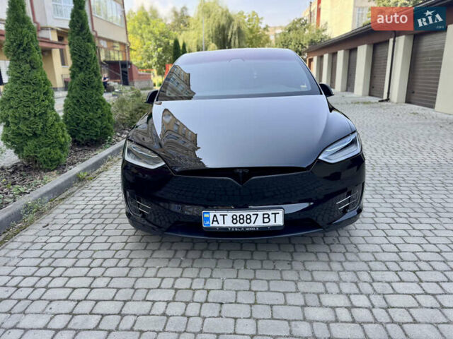 Черный Тесла Модель Х, объемом двигателя 0 л и пробегом 71 тыс. км за 25000 $, фото 1 на Automoto.ua