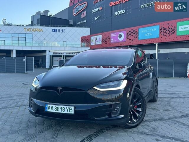 Черный Тесла Модель Х, объемом двигателя 0 л и пробегом 173 тыс. км за 29900 $, фото 1 на Automoto.ua