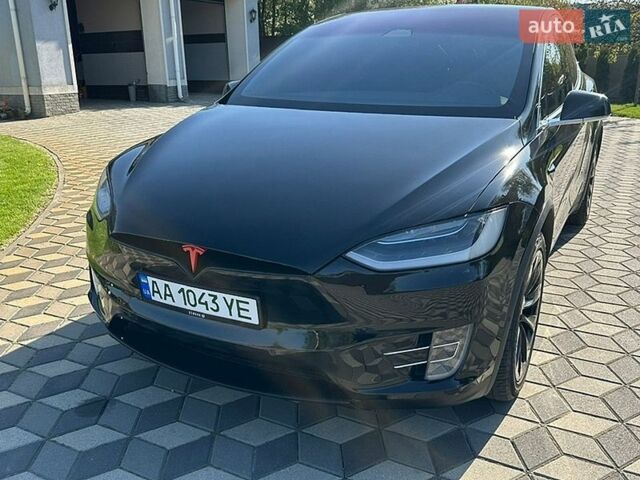 Черный Тесла Модель Х, объемом двигателя 0 л и пробегом 112 тыс. км за 26200 $, фото 1 на Automoto.ua