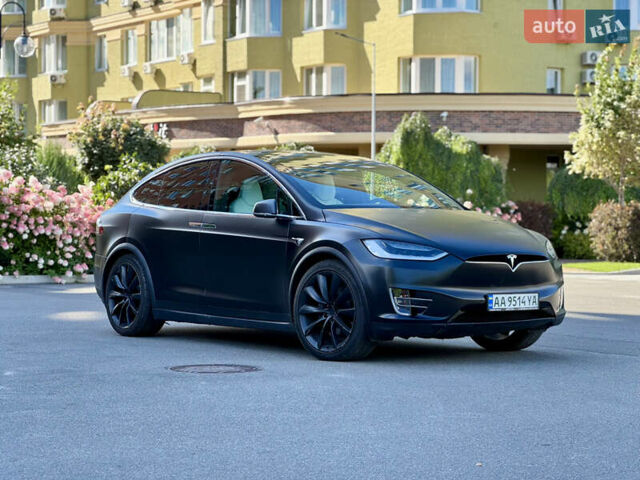 Черный Тесла Модель Х, объемом двигателя 0 л и пробегом 77 тыс. км за 26000 $, фото 1 на Automoto.ua