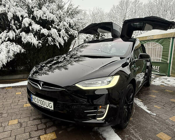 Чорний Тесла Модель Х, об'ємом двигуна 0 л та пробігом 33 тис. км за 30800 $, фото 1 на Automoto.ua