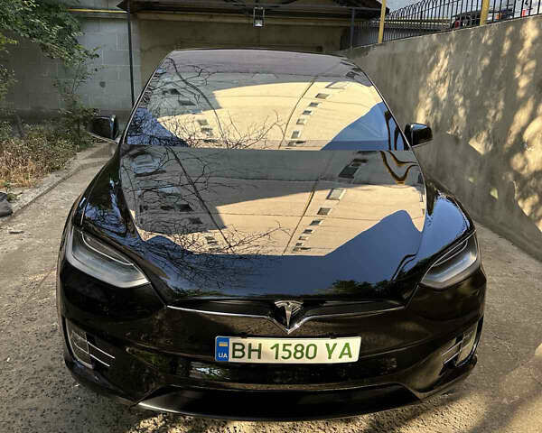 Чорний Тесла Модель Х, об'ємом двигуна 0 л та пробігом 44 тис. км за 45000 $, фото 1 на Automoto.ua