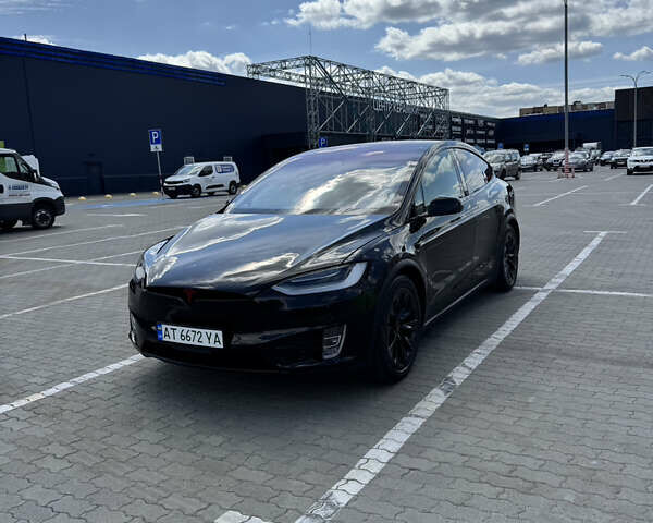 Черный Тесла Модель Х, объемом двигателя 0 л и пробегом 44 тыс. км за 41500 $, фото 1 на Automoto.ua