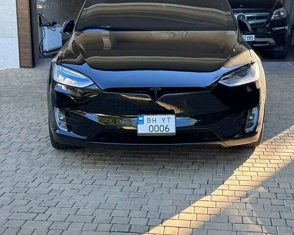 Черный Тесла Модель Х, объемом двигателя 0 л и пробегом 31 тыс. км за 55000 $, фото 1 на Automoto.ua