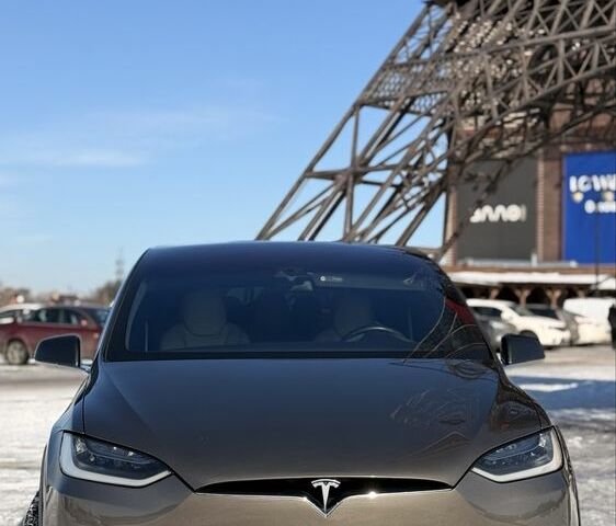 Коричневий Тесла Модель Х, об'ємом двигуна 0 л та пробігом 222 тис. км за 22999 $, фото 1 на Automoto.ua