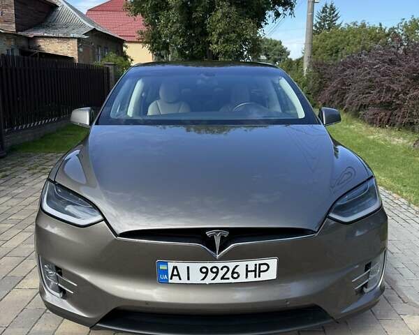 Коричневый Тесла Модель Х, объемом двигателя 0 л и пробегом 82 тыс. км за 24500 $, фото 1 на Automoto.ua