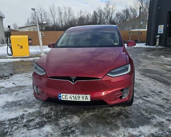 Красный Тесла Модель Х, объемом двигателя 0 л и пробегом 235 тыс. км за 17700 $, фото 1 на Automoto.ua