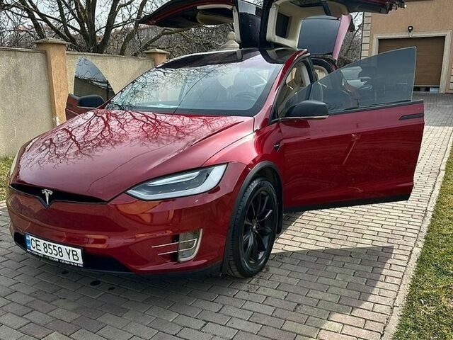 Красный Тесла Модель Х, объемом двигателя 0 л и пробегом 132 тыс. км за 19900 $, фото 1 на Automoto.ua