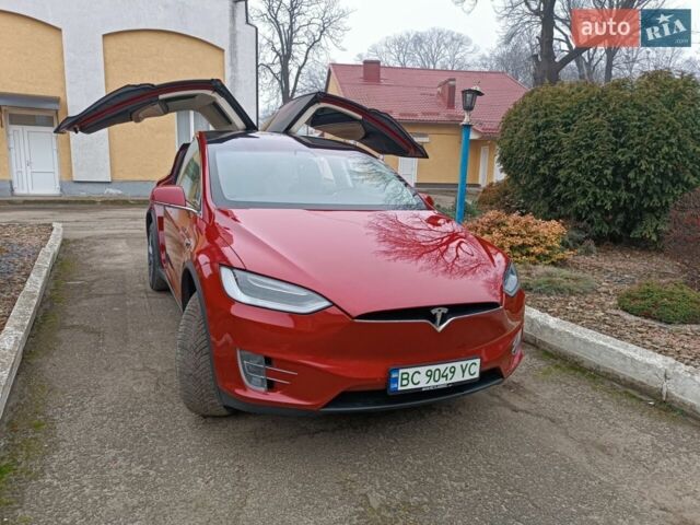 Красный Тесла Модель Х, объемом двигателя 0 л и пробегом 229 тыс. км за 18200 $, фото 1 на Automoto.ua