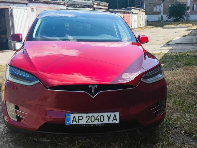 Красный Тесла Модель Х, объемом двигателя 0 л и пробегом 191 тыс. км за 574 $, фото 1 на Automoto.ua