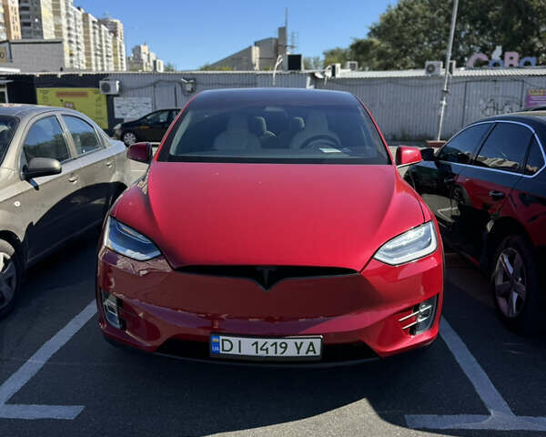 Червоний Тесла Модель Х, об'ємом двигуна 0 л та пробігом 100 тис. км за 35000 $, фото 1 на Automoto.ua