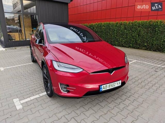 Красный Тесла Модель Х, объемом двигателя 0 л и пробегом 81 тыс. км за 26800 $, фото 1 на Automoto.ua