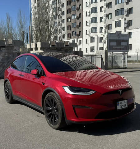 Красный Тесла Модель Х, объемом двигателя 0 л и пробегом 82 тыс. км за 39999 $, фото 1 на Automoto.ua