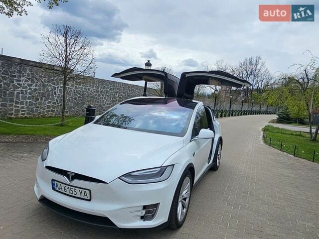 Тесла Модель Х, объемом двигателя 0 л и пробегом 146 тыс. км за 17500 $, фото 1 на Automoto.ua