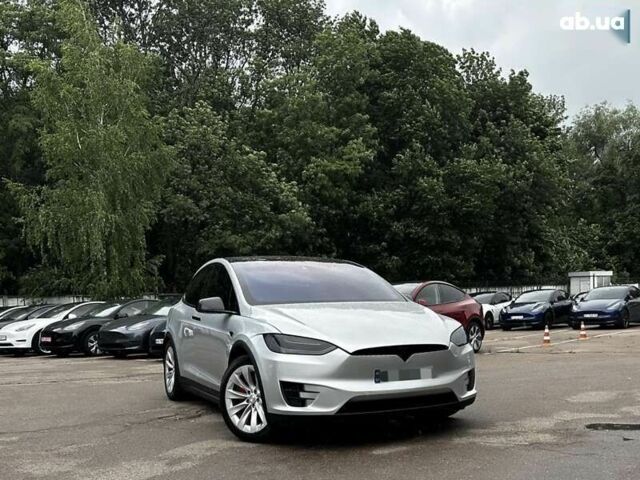 Тесла Модель Х, объемом двигателя 0 л и пробегом 111 тыс. км за 25000 $, фото 1 на Automoto.ua