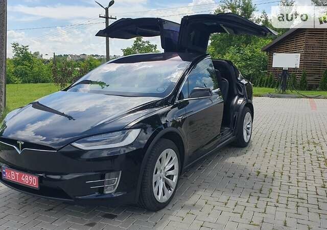 Тесла Модель Х 2017 у Золочеве на Automoto.ua Тесла Модель Х, об'ємом двигуна 0 л та пробігом 68 тис. км за 28700 $, фото 1 на Automoto.ua