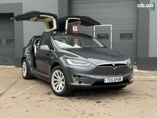 Тесла Модель Х, объемом двигателя 0 л и пробегом 122 тыс. км за 26999 $, фото 1 на Automoto.ua