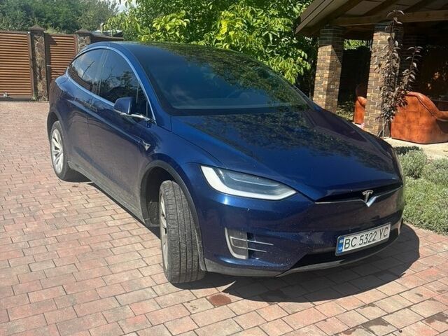 Тесла Модель Х, объемом двигателя 0 л и пробегом 167 тыс. км за 19900 $, фото 1 на Automoto.ua