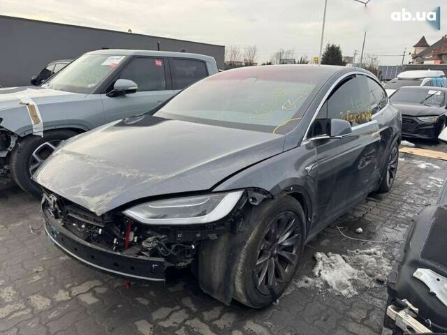 Тесла Модель Х, объемом двигателя 0 л и пробегом 123 тыс. км за 20000 $, фото 1 на Automoto.ua
