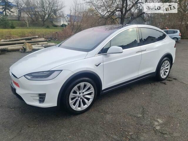 Тесла Модель Х, объемом двигателя 0 л и пробегом 199 тыс. км за 27900 $, фото 1 на Automoto.ua