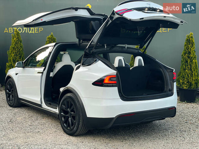 Тесла Модель Х, объемом двигателя 0 л и пробегом 27 тыс. км за 50000 $, фото 1 на Automoto.ua