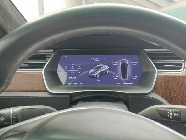 Серый Тесла Модель Х, объемом двигателя 0 л и пробегом 256 тыс. км за 20000 $, фото 1 на Automoto.ua