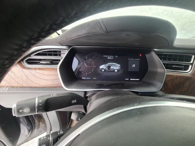 Серый Тесла Модель Х, объемом двигателя 0 л и пробегом 138 тыс. км за 17000 $, фото 1 на Automoto.ua
