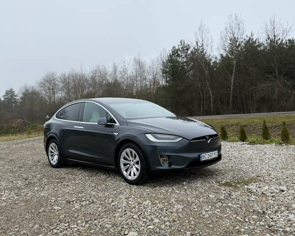 Сірий Тесла Модель Х, об'ємом двигуна 0 л та пробігом 112 тис. км за 21000 $, фото 1 на Automoto.ua